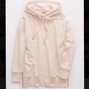 **ISO AERIE STREET HOODIE**